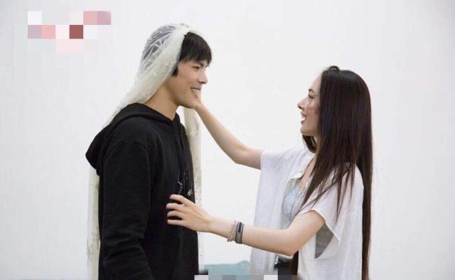 探索张家辉女儿挑剔式长大,完全避开爸爸基因,如今长成了什么样子?-专为热爱分享的红迪网平台