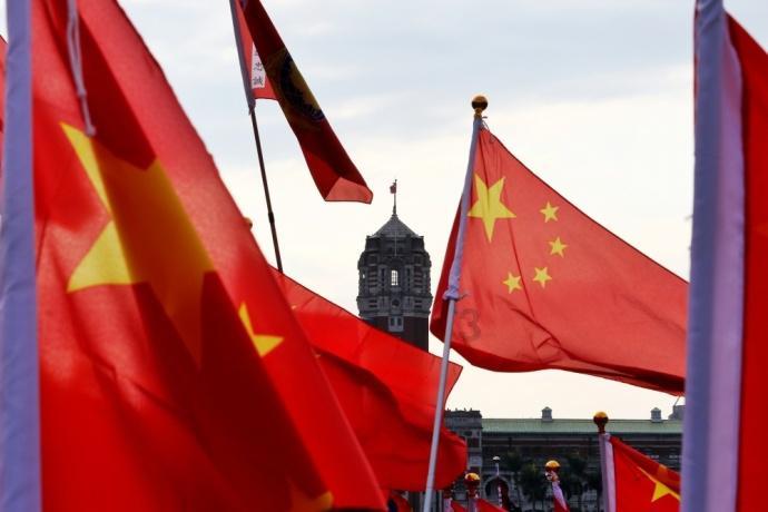 膝盖响酸痛是怎么回事-发现与分享最新的网络热点话题