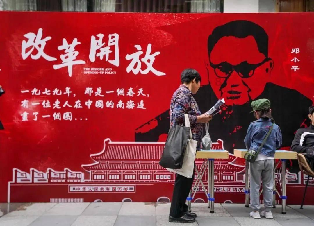 墙面不平用什么胶贴对联最好？